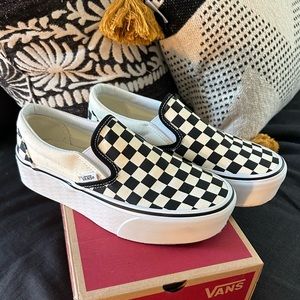 Checkered Classic Slip-on Vans Size 8